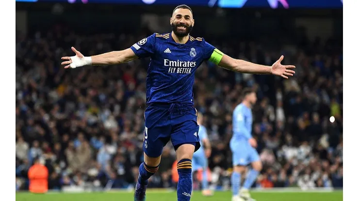 Benzema en festejo de gol.