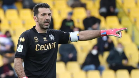 Gigi Buffon y un duro error ante Peruggia.