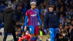 Ronald Araújo salió en el inicio del complemento.