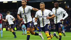 Newcastle va por una de las estrellas de Everton.