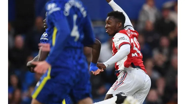Arsenal en momento de un gol ante Chelsea.