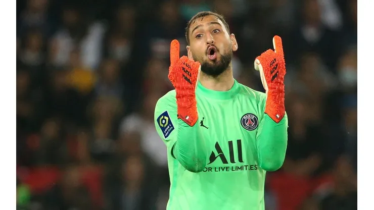 Gianluigi Donnarumma y otro error en PSG.