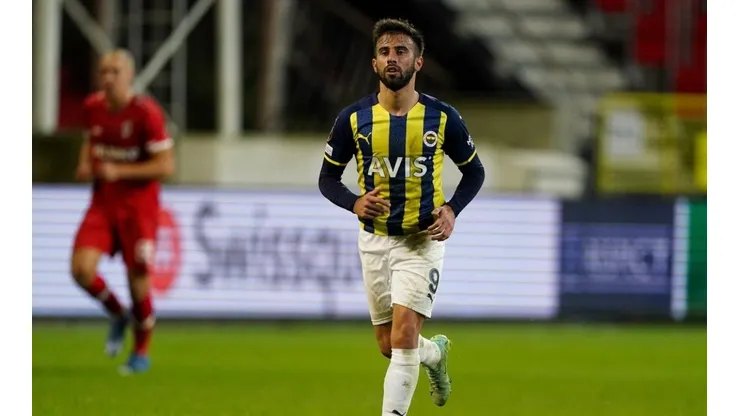 Diego Rossi seguirá en Fenerbahçe tras la compra de su ficha a la MLS.