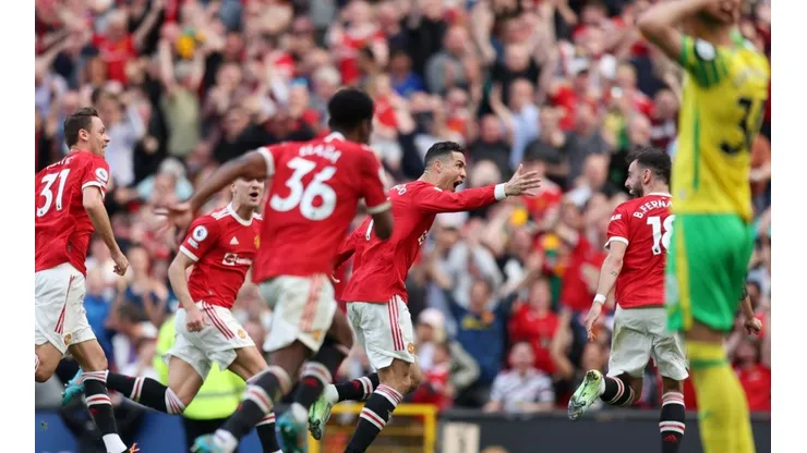 Cristiano Ronaldo clavó un mísil de tiro libre para darle el triunfo a Manchester United.