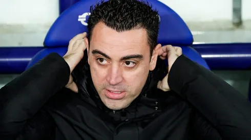 Xavi pide un defensor de la Premier League.