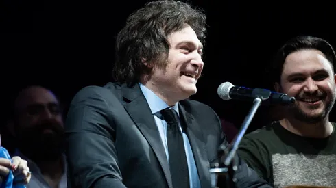 Javier Milei sortea su sueldo de marzo.