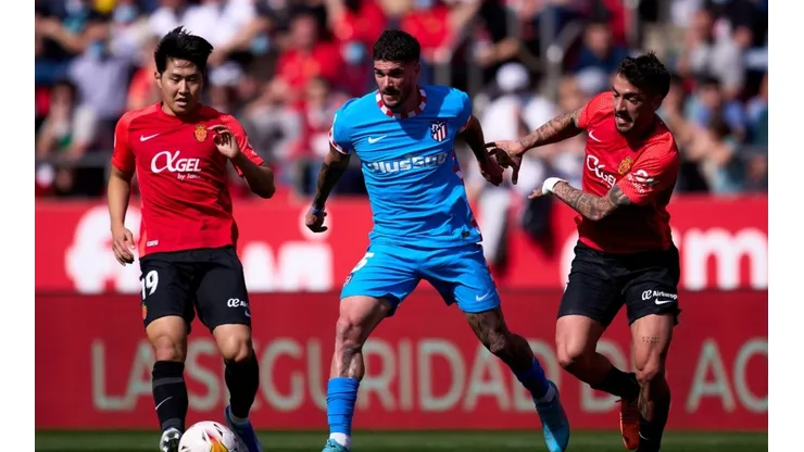 Mallorca vence a Atlético de Madrid en un partido sin muchas luces.