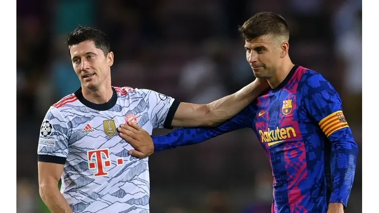 Robert Lewandowski y Gerard Piqué en el Camp Nou.