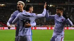 Ronald Araújo, Ferran Torres y Pedri celebrando el empate de Barcelona.