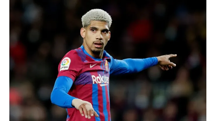 Ronald Araújo, defensor del Barcelona.