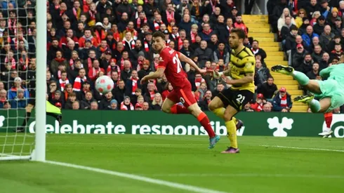 El cabezazo letal de Diogo Jota para el triunfo de Liverpool.