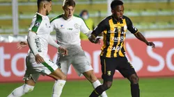 Yvo Calleros contra The Strongest