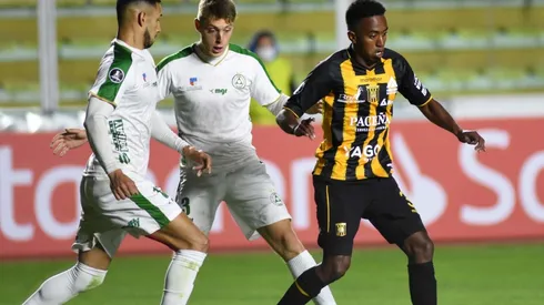 Yvo Calleros contra The Strongest