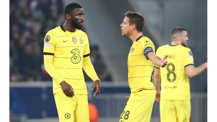 Barcelona sigue buscando jugadores de Chelsea.