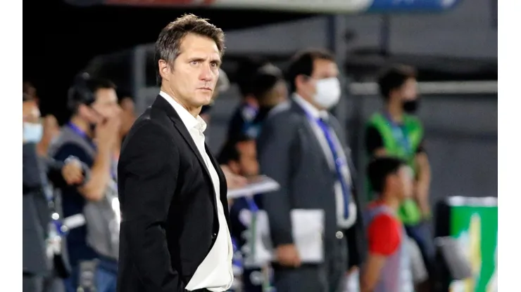 Guillermo Barros Schelotto continuará en el banco de la Albirroja.