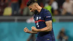 Giroud en festejo con Francia.