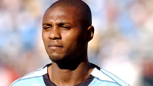 Marcelo Zalayeta en un encuentro con la selección uruguaya.