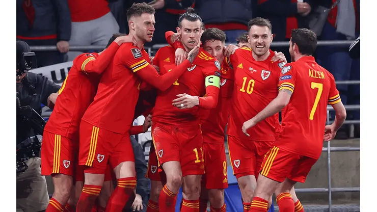 Bale en festejo con Gales.