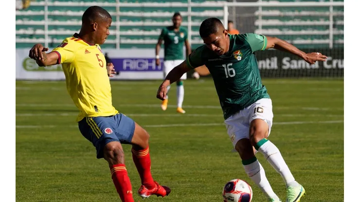 Colombia y Bolivia en duelo en La Paz.