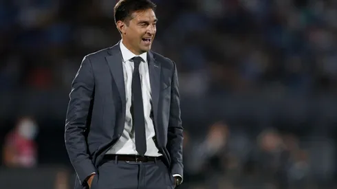 Diego Alonso convocó a 10 juveniles para trabajar con la selección de Uruguay