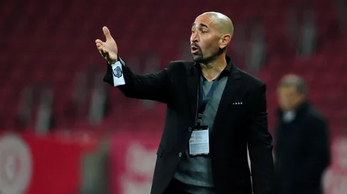 12 de Octubre tiene nuevo DT.