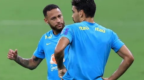 Neymar y Paquetá en entrenamiento de Brasil.