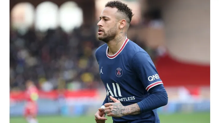 Neymar en un encuentro con PSG.