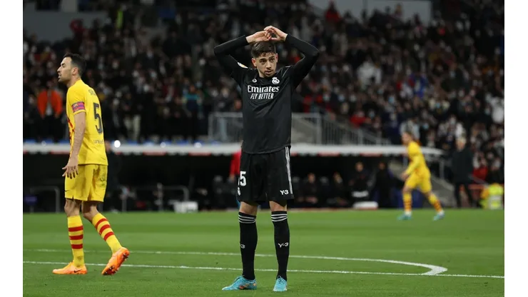 Federico Valverde, mediocampista de Real Madrid.