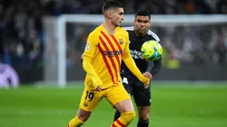 Ferran Torres ante Casemiro.