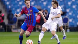 Barcelona y Real Madrid en acción de juego.