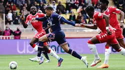 Mbappé en el duelo con Monaco