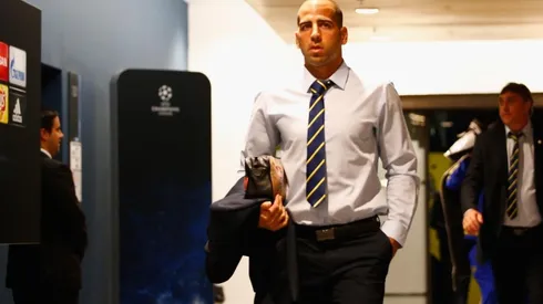 Un exjugador de Chelsea se prepara para una nueva oferta para la compra del club.