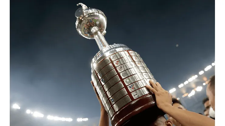Trofeo de la Copa Libertadores.