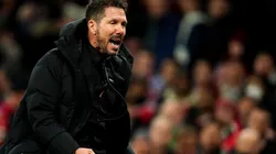 Diego Simeone celebra el triunfo ante Manchester United en Old Trafford