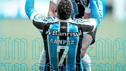 Festejo de gol de Campaz.