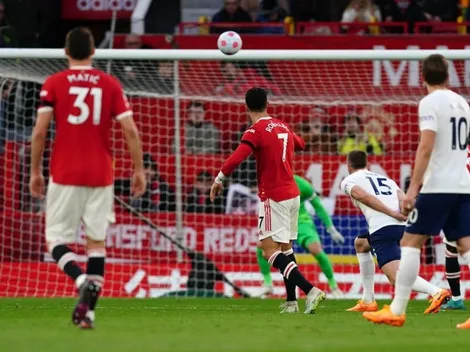 Doblete de CR7 para ser el máximo goleador de la historia del fútbol