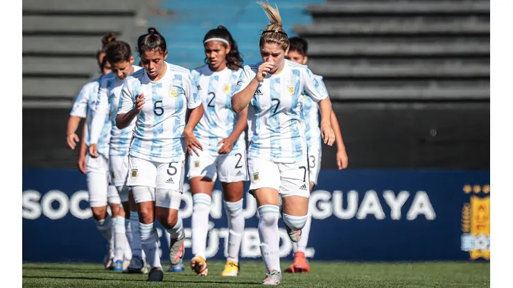Argentina empató con Paraguay y se quedó afuera por diferencia de gol