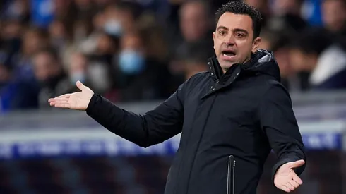 Xavi Hernández y un fuerte enojo en pleno partido de Barcelona.