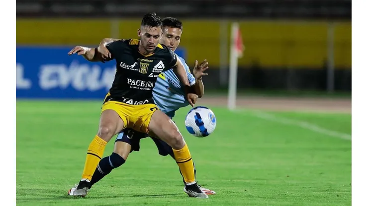 Acción de juego en el Atahualpa.