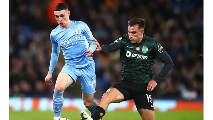 Acción de juego entre City y Sporting