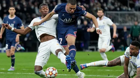 Acción de juego de Mbappé con PSG.