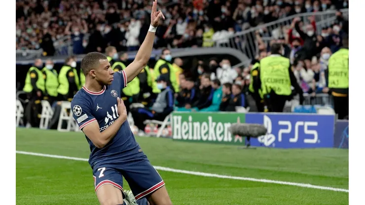 Kylian Mbappé ante Real Madrid en el Bernabéu.