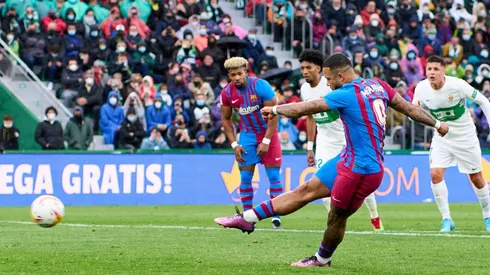 Memphis Depay volvió a gol con Barcelona.