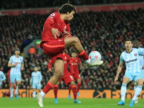 Alexander Arnold supera su propio récord de asistencias