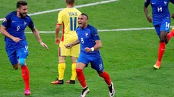 Payet en acción de juego con Francia.