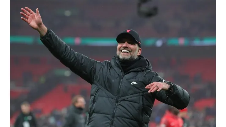 Klopp tranquiliza a los hinchas de Liverpool.