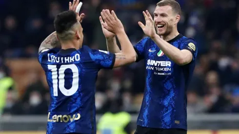 Lautaro Martínez y Edin Dzeko se combinaron para los cinco goles de Inter.