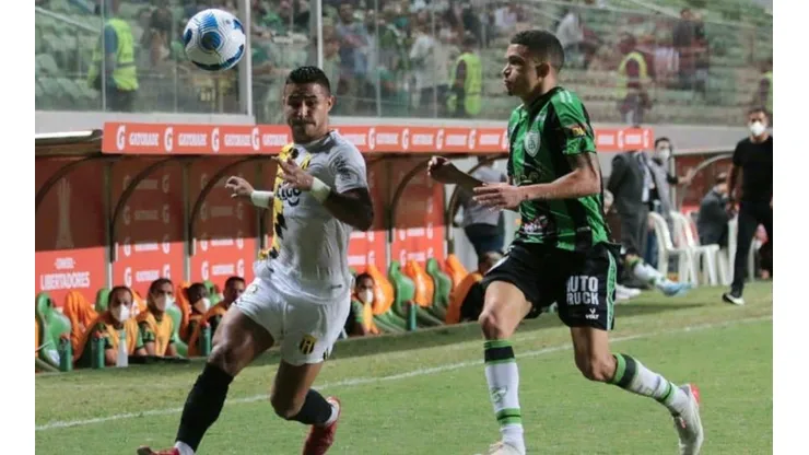Guaraní vs. América MG por la Copa Libertadores.