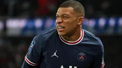 Mbappé vuelve a ser tentado por PSG.