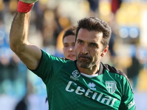 Buffon renovó hasta 2024 con Parma